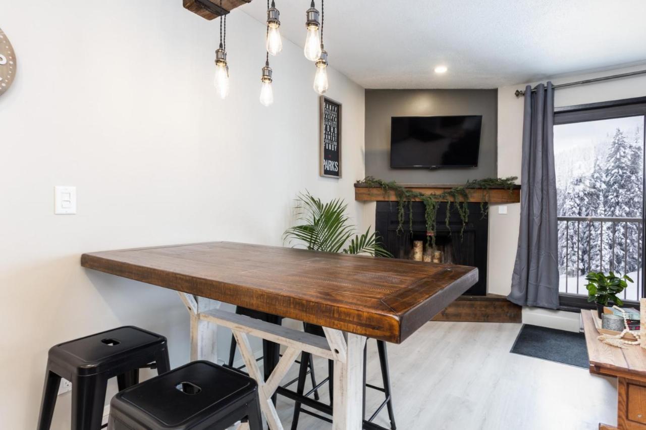 Nest On Perfection - Newly Renovated Ski In Ski Out Mountain View Condo Big White Exterior foto