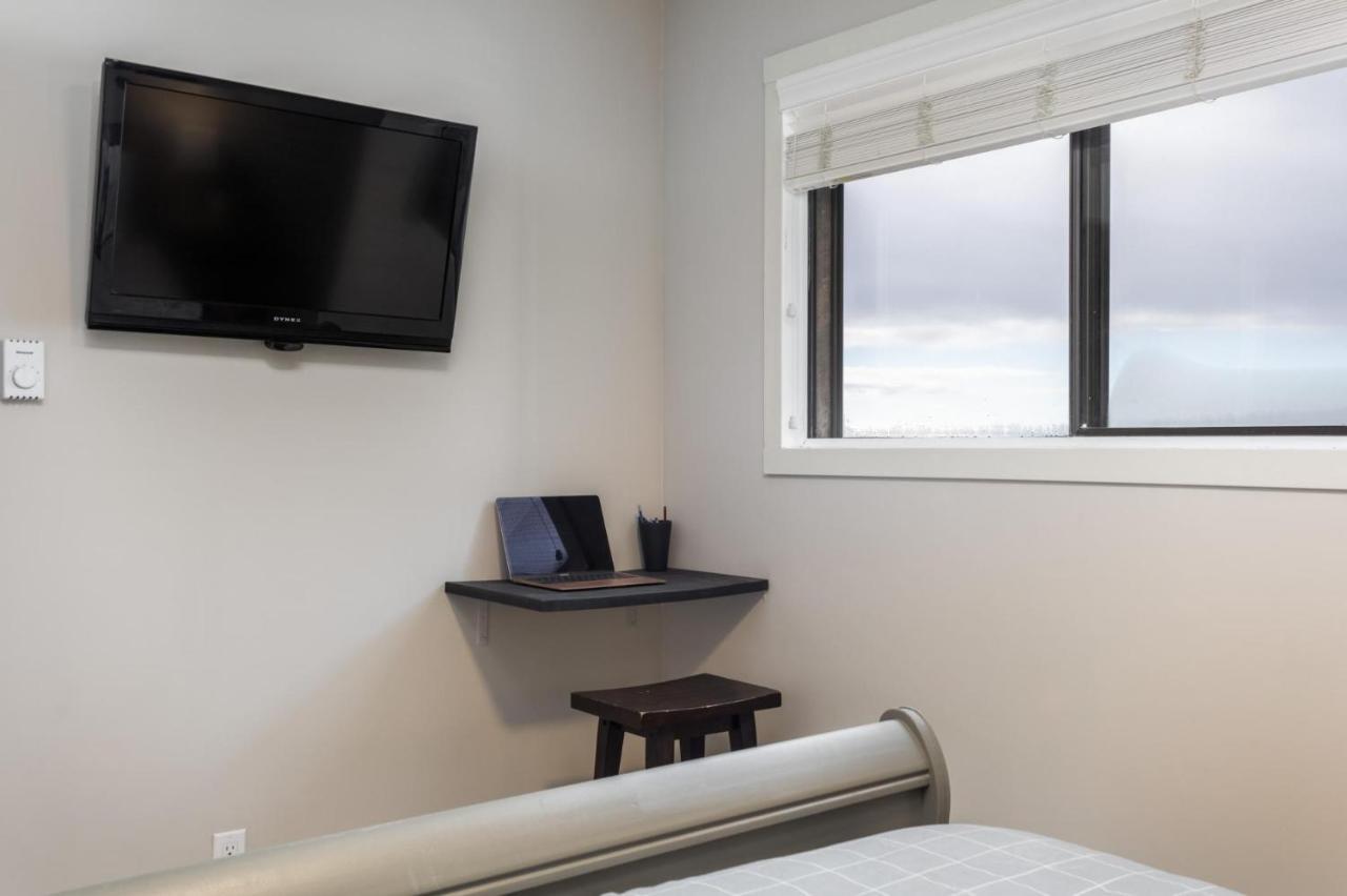 Nest On Perfection - Newly Renovated Ski In Ski Out Mountain View Condo Big White Exterior foto