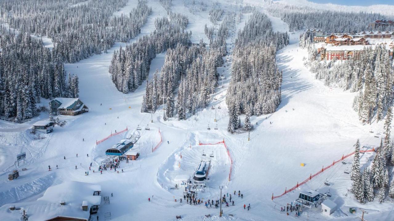Nest On Perfection - Newly Renovated Ski In Ski Out Mountain View Condo Big White Exterior foto
